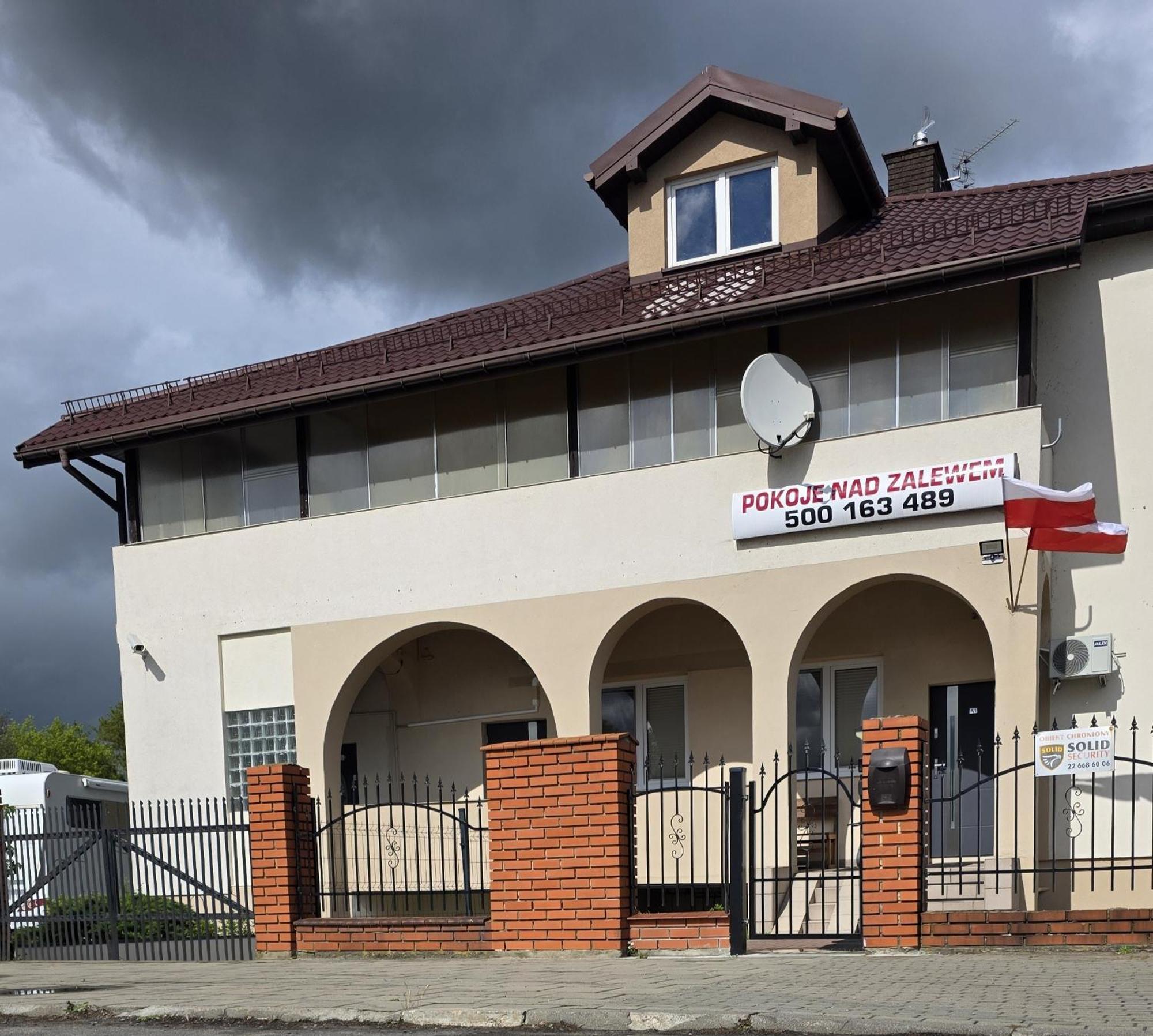 Nad Zalewem 500-163-489 Hotel Zegrze Poludniowe Exterior photo